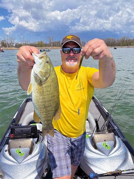 Mike Pierce big smallmouth bass img3820